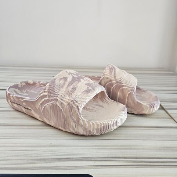 Adidas Originals Adilette 22 Men's Slide Sandals Sand Strata Size 6 - Picture 1 of 9